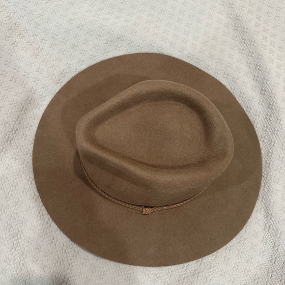 Brown Flat Brim Western Hat - Picture 4 of 6